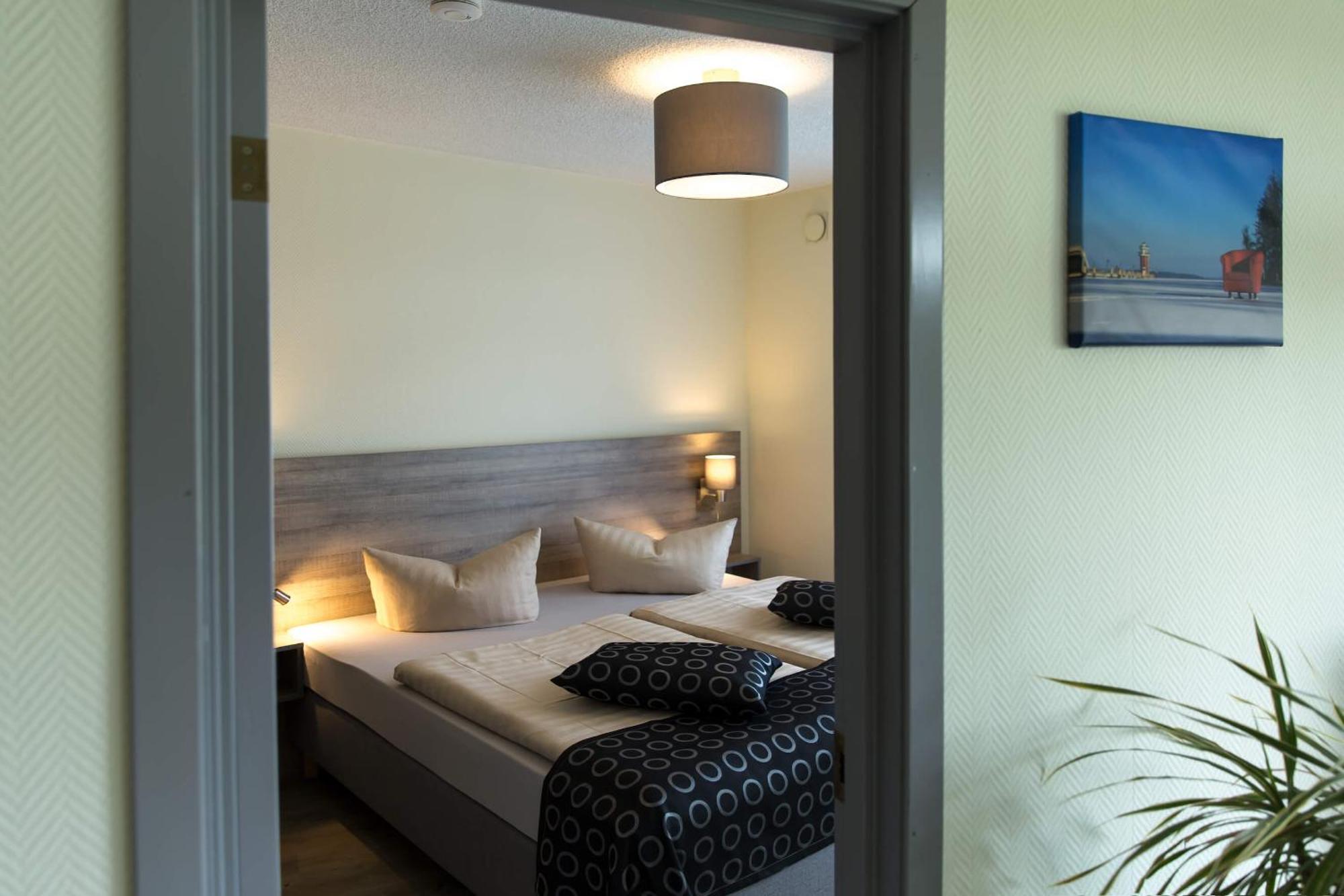 An Der Metow-Ferienpark Hotel Plau am See Exterior photo